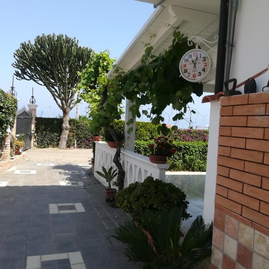 Santa Venere Apartments "Parcheggio Privato" Ricarica Auto Elettriche Tropea Exterior foto