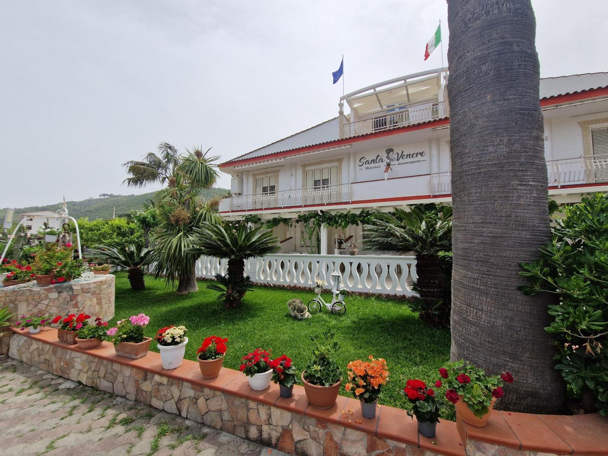 Santa Venere Apartments "Parcheggio Privato" Ricarica Auto Elettriche Tropea Exterior foto